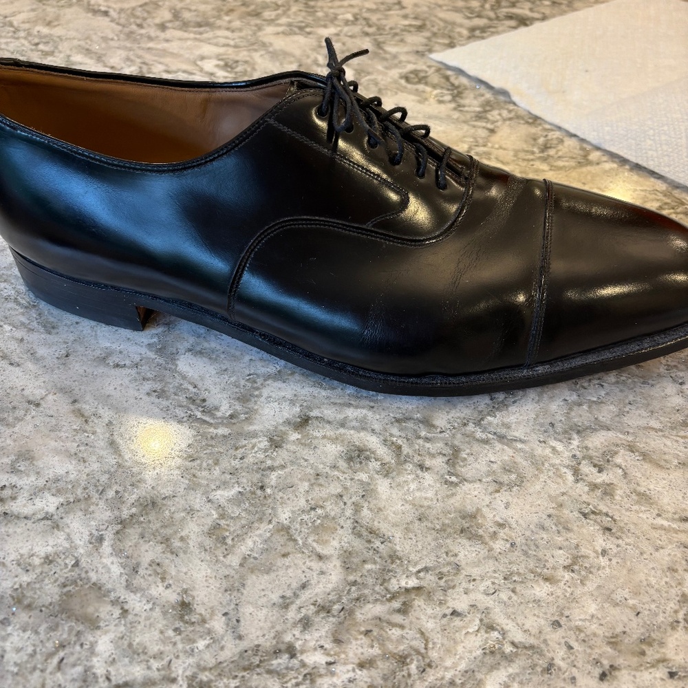 Johnston & Murphy black dress shoe 18D